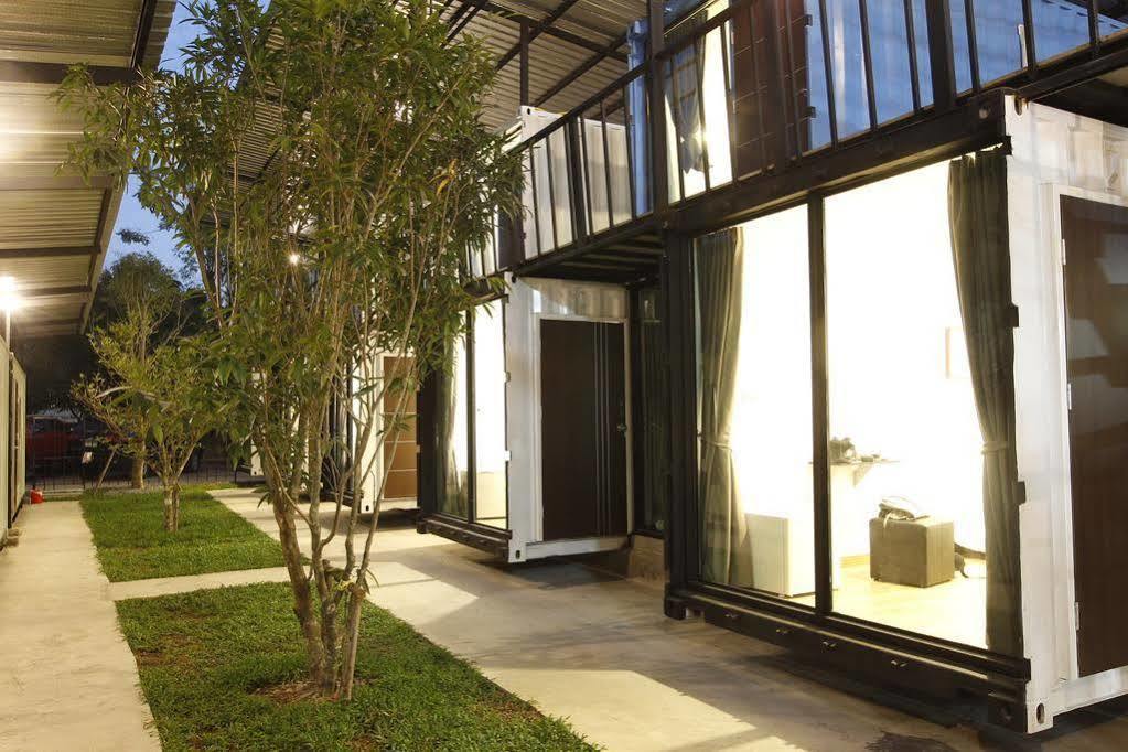 Oyo 673 Nice Sleep Box Hotel Chiang Mai Exterior foto